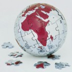 Sobre las “lentes distorsionantes” en el análisis de las relaciones internacionales 