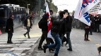 Brutale Niederschlagung der Massendemonstration der Lehrerinnen und Lehrer durch die Regierung